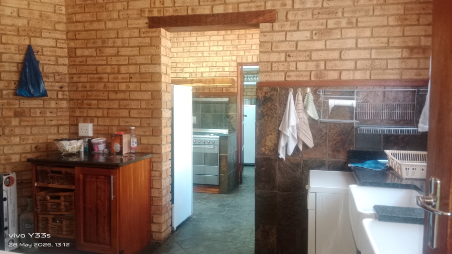 9 Bedroom Property for Sale in Vaal Eden Free State